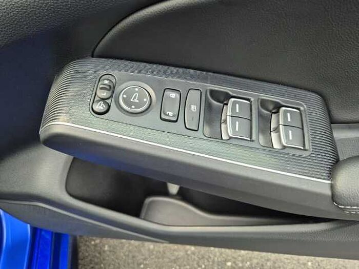 Honda Civic e:HEV 2.0 eHEV Advance 5dr CVT 