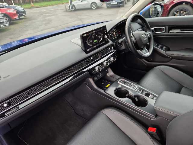 Honda Civic e:HEV 2.0 eHEV Advance 5dr CVT 